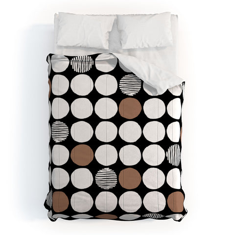Wagner Campelo Cheeky Dots 2 Comforter